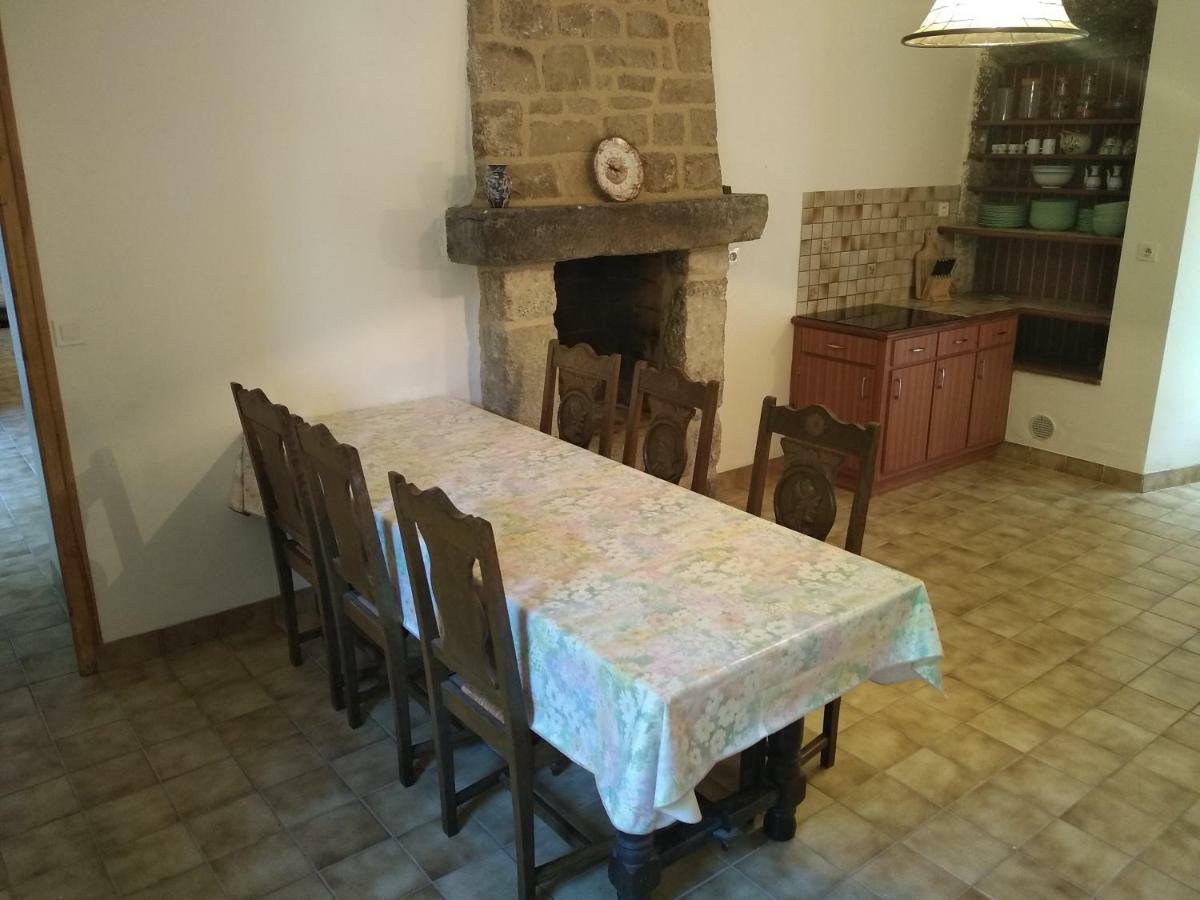 Le Botcol Βίλα Plouguernével Εξωτερικό φωτογραφία